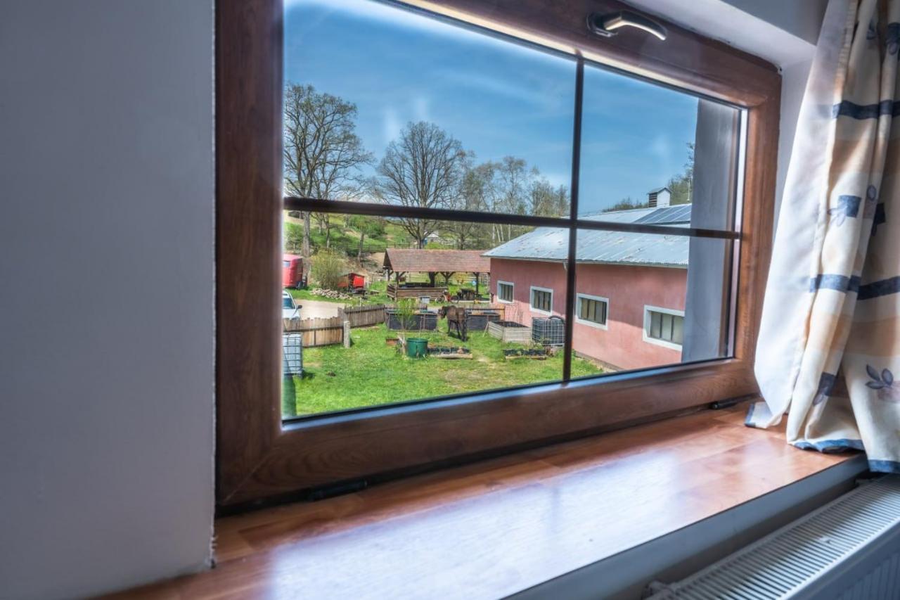 Villa Ranc Cerveny Mlyn Lisov  Esterno foto