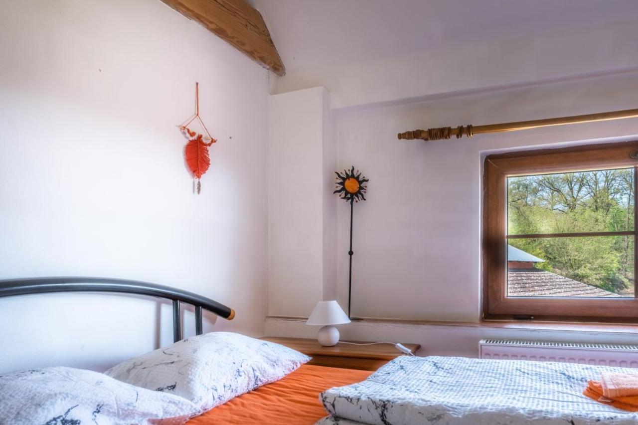 Villa Ranc Cerveny Mlyn Lisov  Esterno foto
